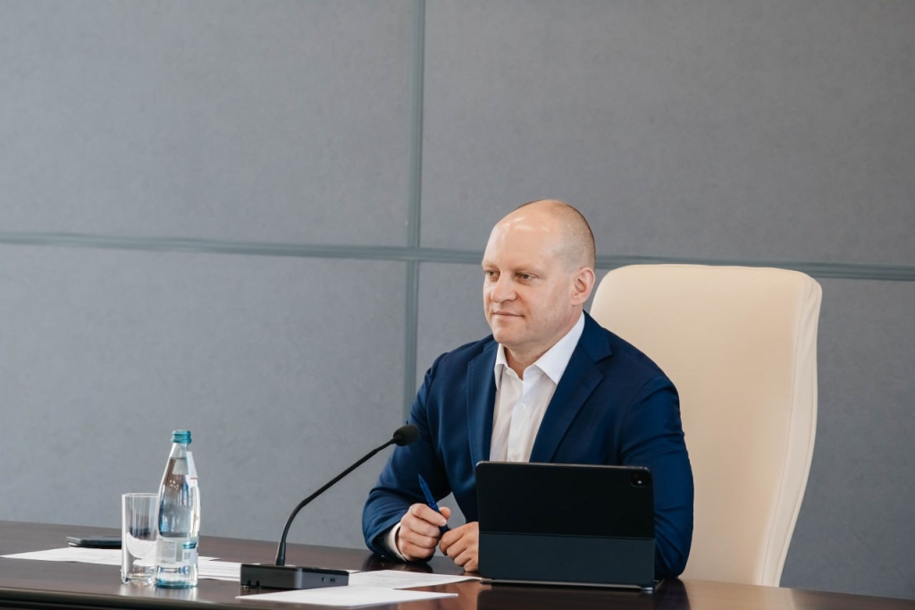 Максим Красноцветов рассказал о работе общественного транспорта в Пушкинском и подготовке к осенне-зимнему периоду