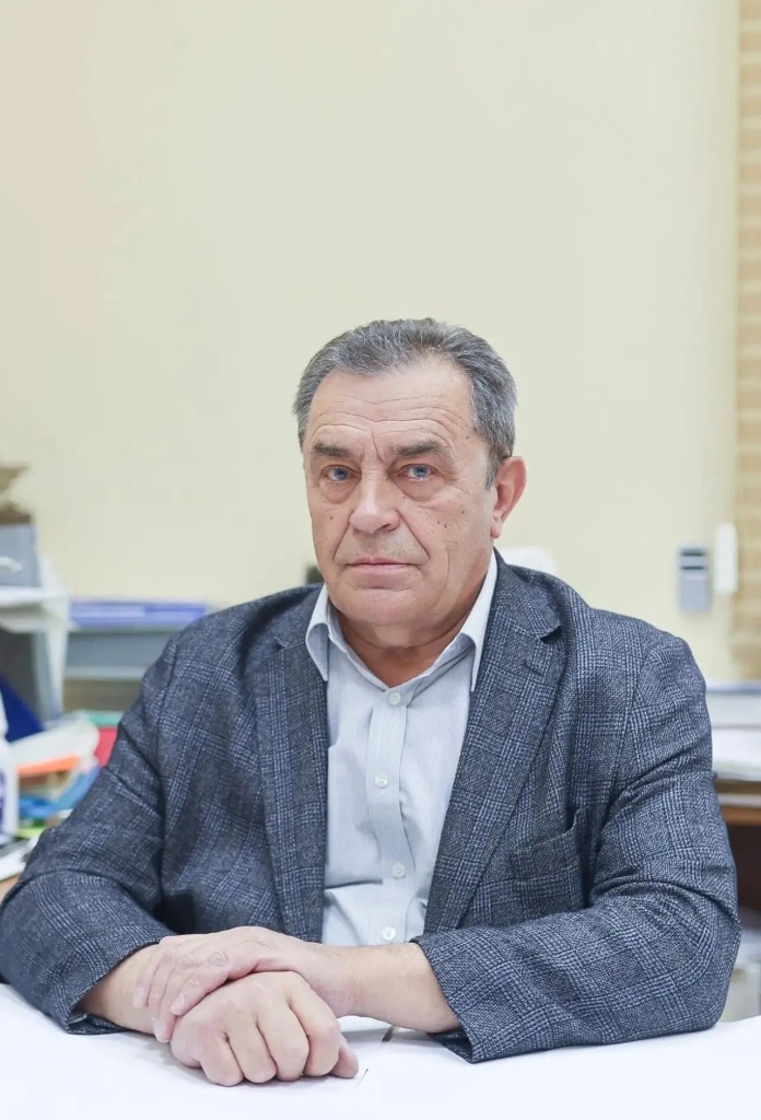 Герои, наставники, созидатели: троих воронежцев, ставших почётными гражданами, наградили в день празднования 440‑летия города Герои, наставники, созидатели: троих воронежцев, ставших почётными гражданами, наградили в день празднования 440‑летия города