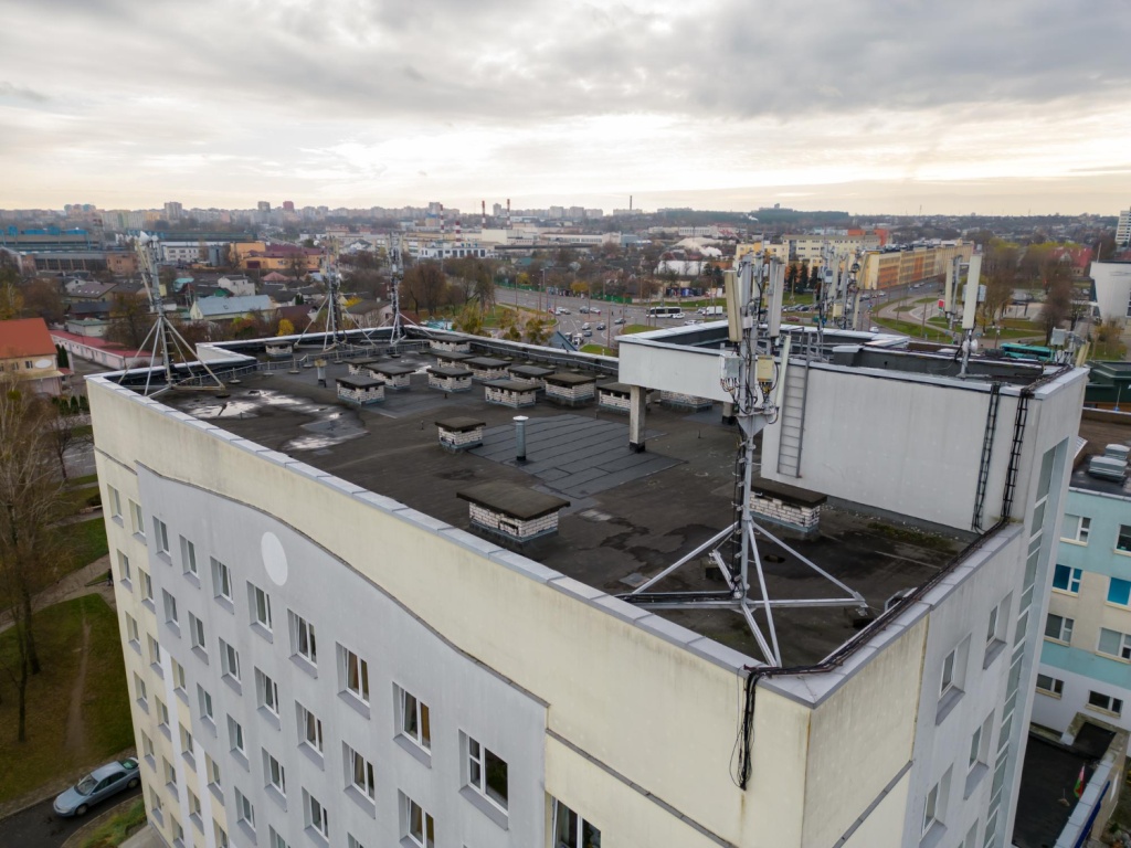 В Ульяновске ограничат доступ к крышам, чердакам и подвалам многоквартирных домов В Ульяновске ограничат доступ к крышам, чердакам и подвалам многоквартирных домов