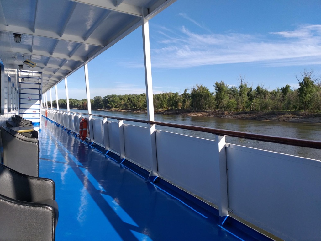 Губернатор Санкт-Петербурга рассказал о спуске на воду нового катамарана "Форт Шанец" для скоростных поездок в Кронштадт