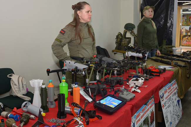 Здоровье и патриотизм: в Воронеже прошёл фестиваль „Воронеж поможет“ — забота о людях и подготовка к вызовам времени