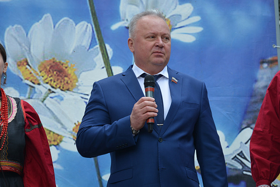 День соседей в Железнодорожном районе Воронежа: праздник у Лебединого озера объединил сотни жителей