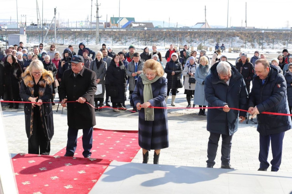 В селе Хомутово в Иркутской области появился новый Дом культуры В селе Хомутово в Иркутской области появился новый Дом культуры