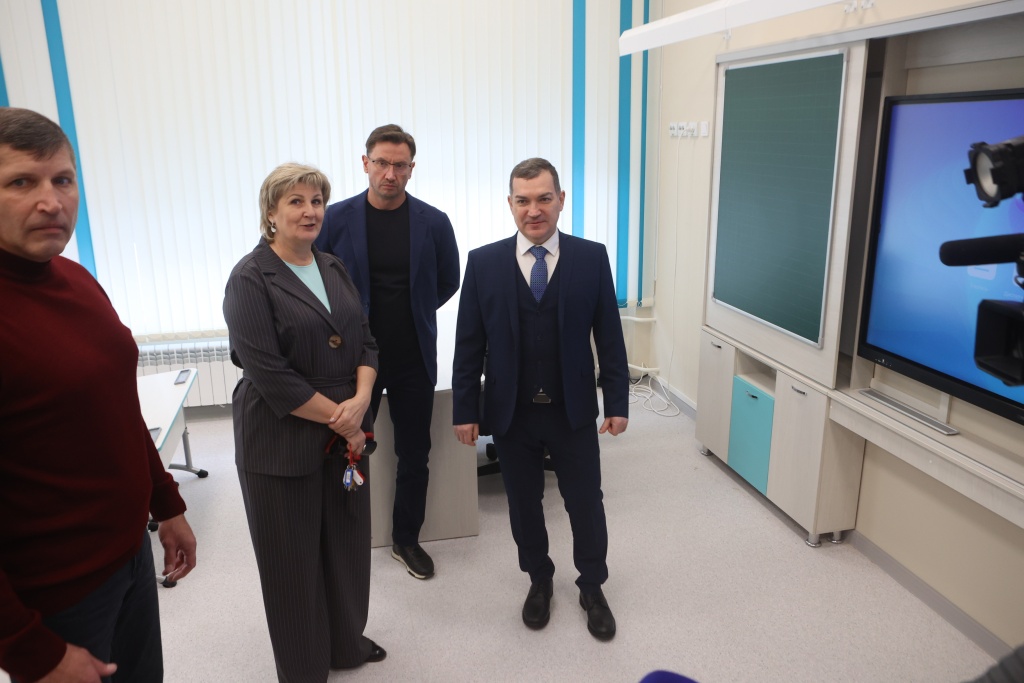 Школу на 825 учеников построили в Новосибирске