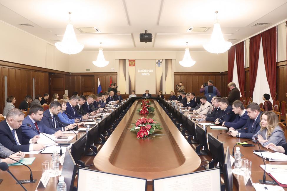 Депутаты ЗАКСа Новосибирской области продлили налоговые льготы для сельской почты