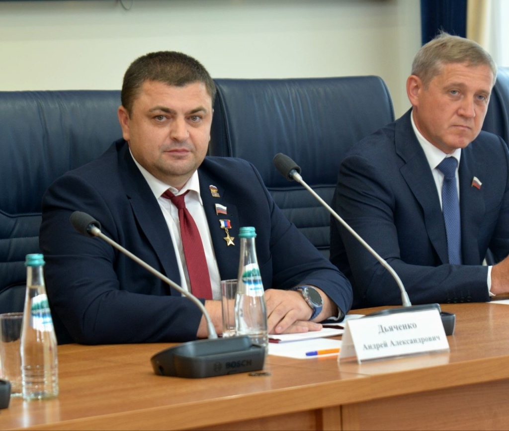 Депутаты Воронежской городской Думы поздравили строителей с профессиональным праздником