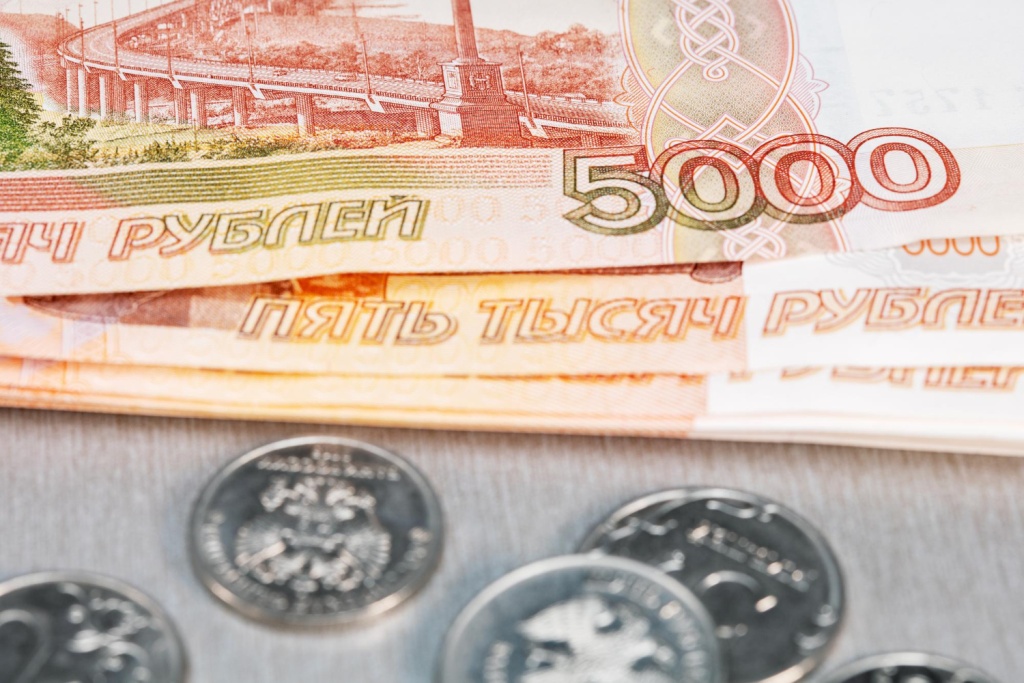 В декабре 2025 года россияне потратили рекордные 8,4 трлн рублей