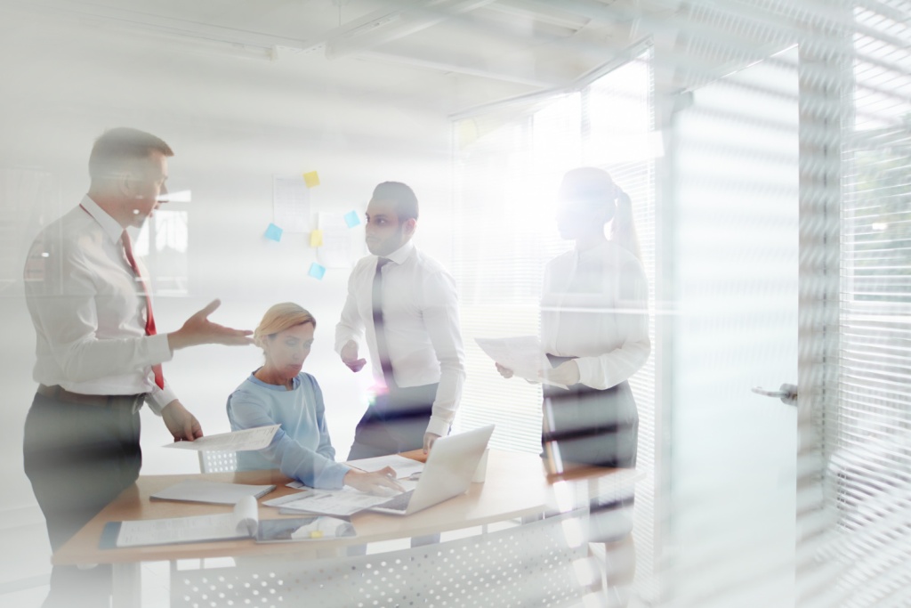 Forbes: 43% руководителей в РФ готовы отказаться от своей должности