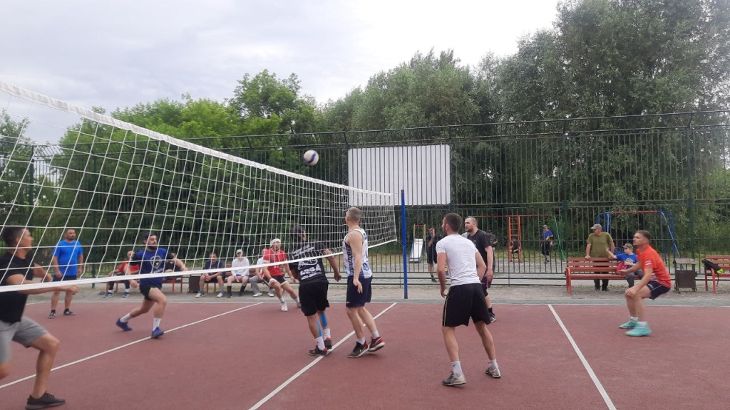 При поддержке депутата горсовета Новосибирска Александра Савельева прошёл турнир по волейболу При поддержке депутата горсовета Новосибирска Александра Савельева прошёл турнир по волейболу