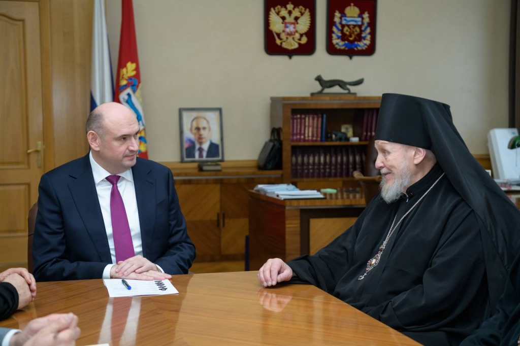 В Оренбурге обсудили развитие книжной культуры и духовных ценностей